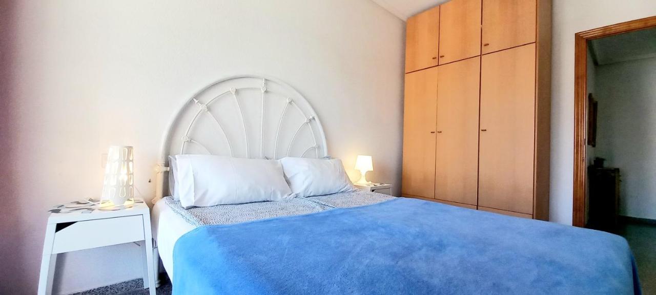 Apartament Playa Arenales Apartman Arenales del Sol Kültér fotó