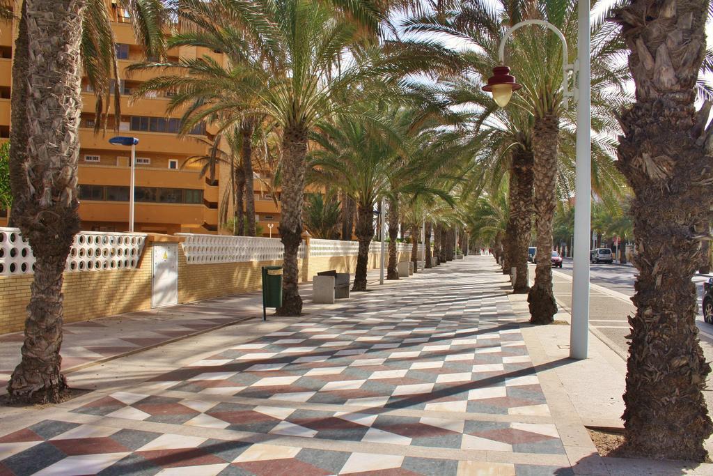 Apartament Playa Arenales Apartman Arenales del Sol Szoba fotó